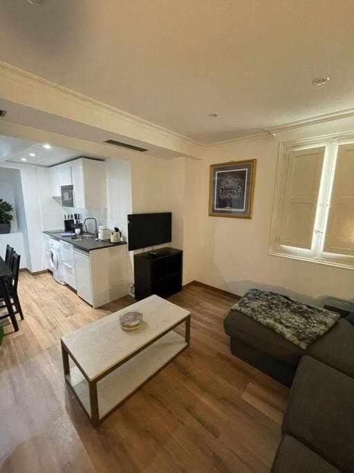 Apartamento IV Alcalaretiro Ideal Parejas Madrid Exterior foto